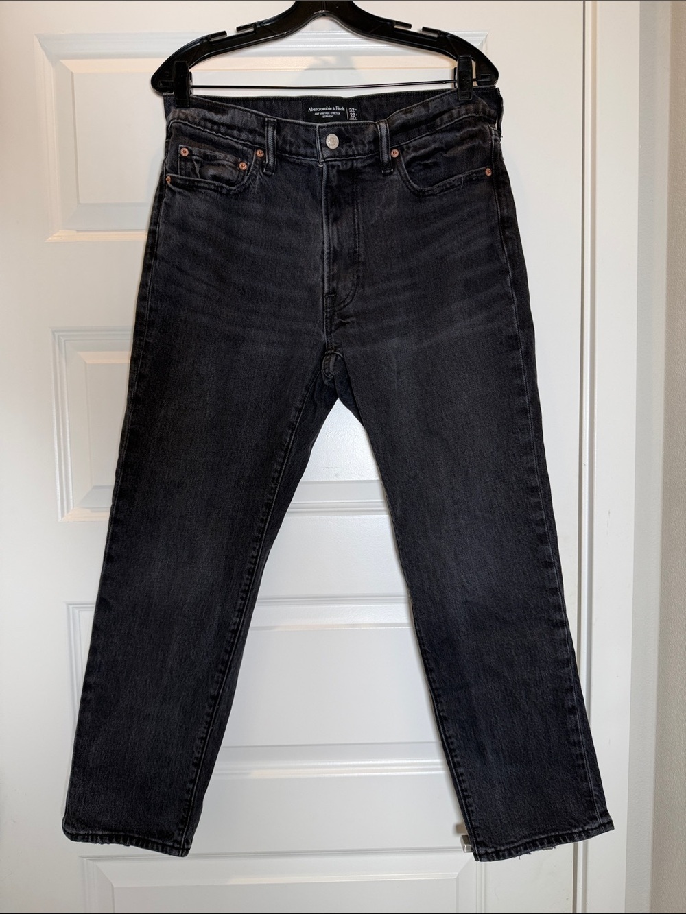 Abercrombie & Fitch Men’s Black Relaxed Jeans 32W 28L